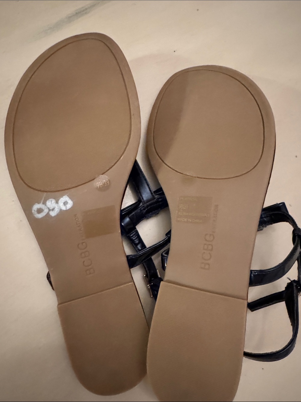 BCBGeneration Navy Blue Patent T-Strap Sandals with Gold Medallion - Picture 8 of 8